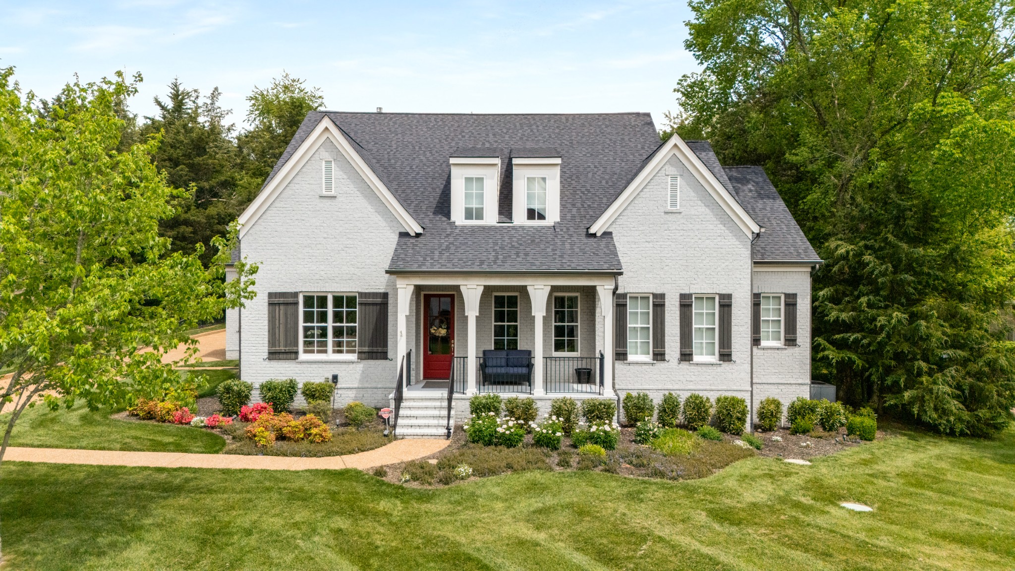 1504 Registry Row