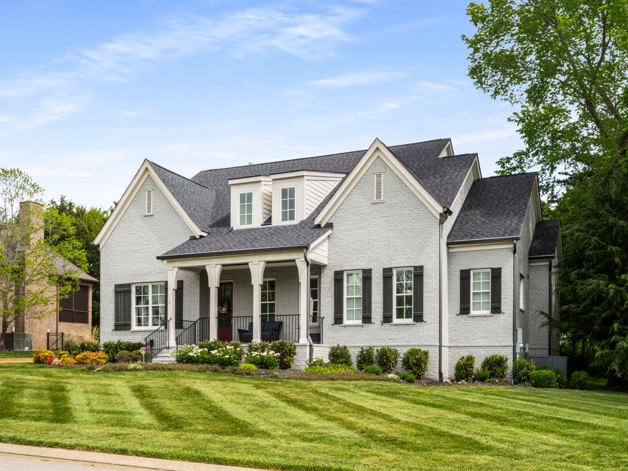 1504 Registry Row