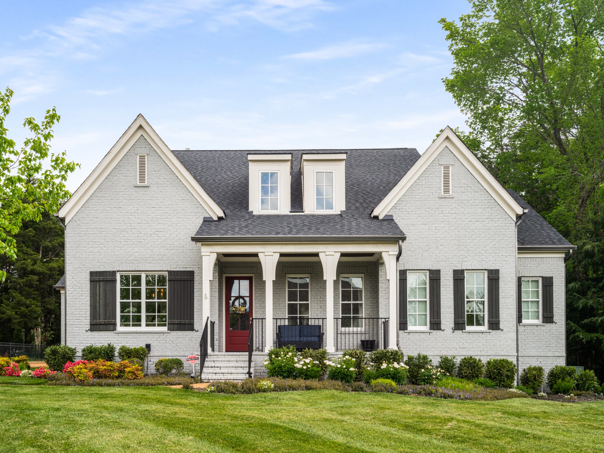 1504 Registry Row