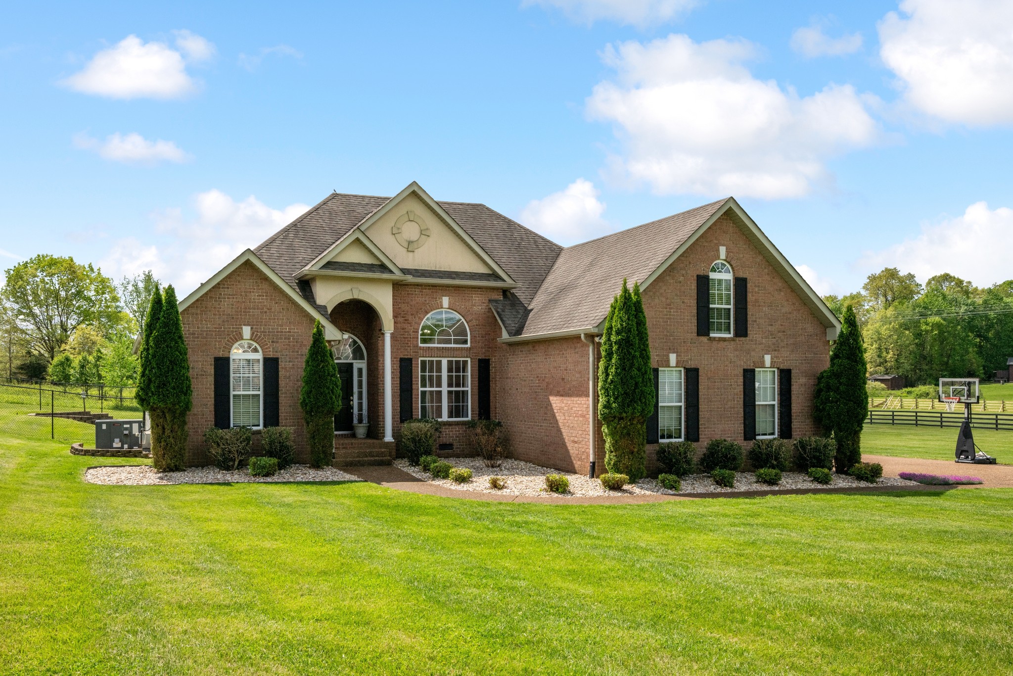 1222 Old East Side Rd