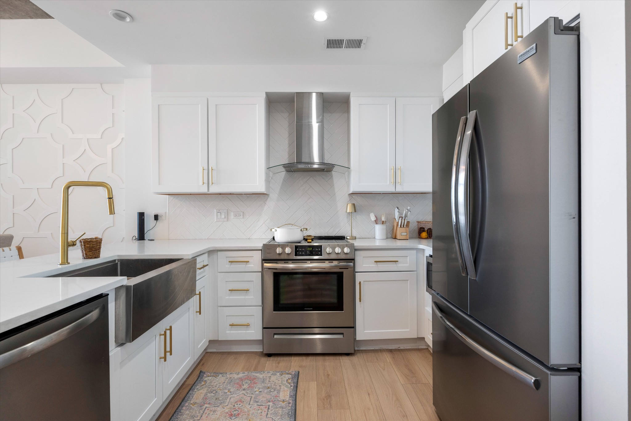 1510 Demonbreun St 807