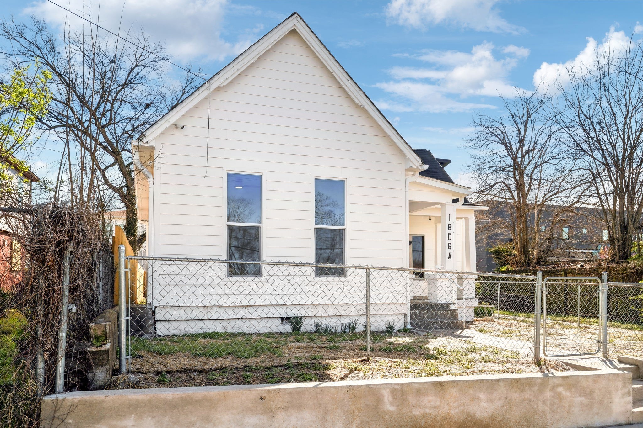 1806 15th Ave N A