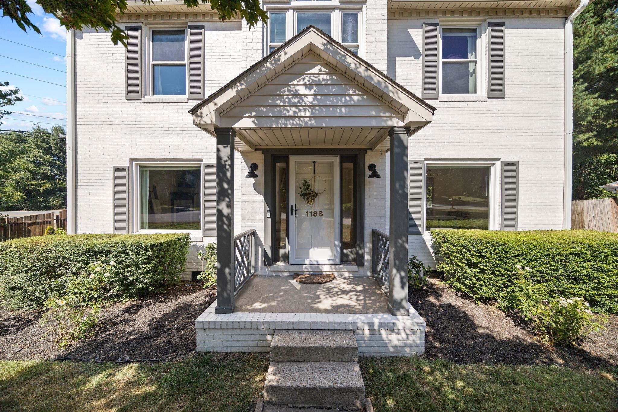 1188 Hunters Chase Dr