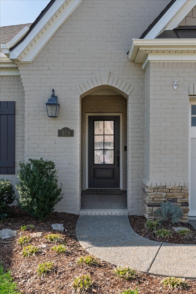 919 Cherry Grove Dr