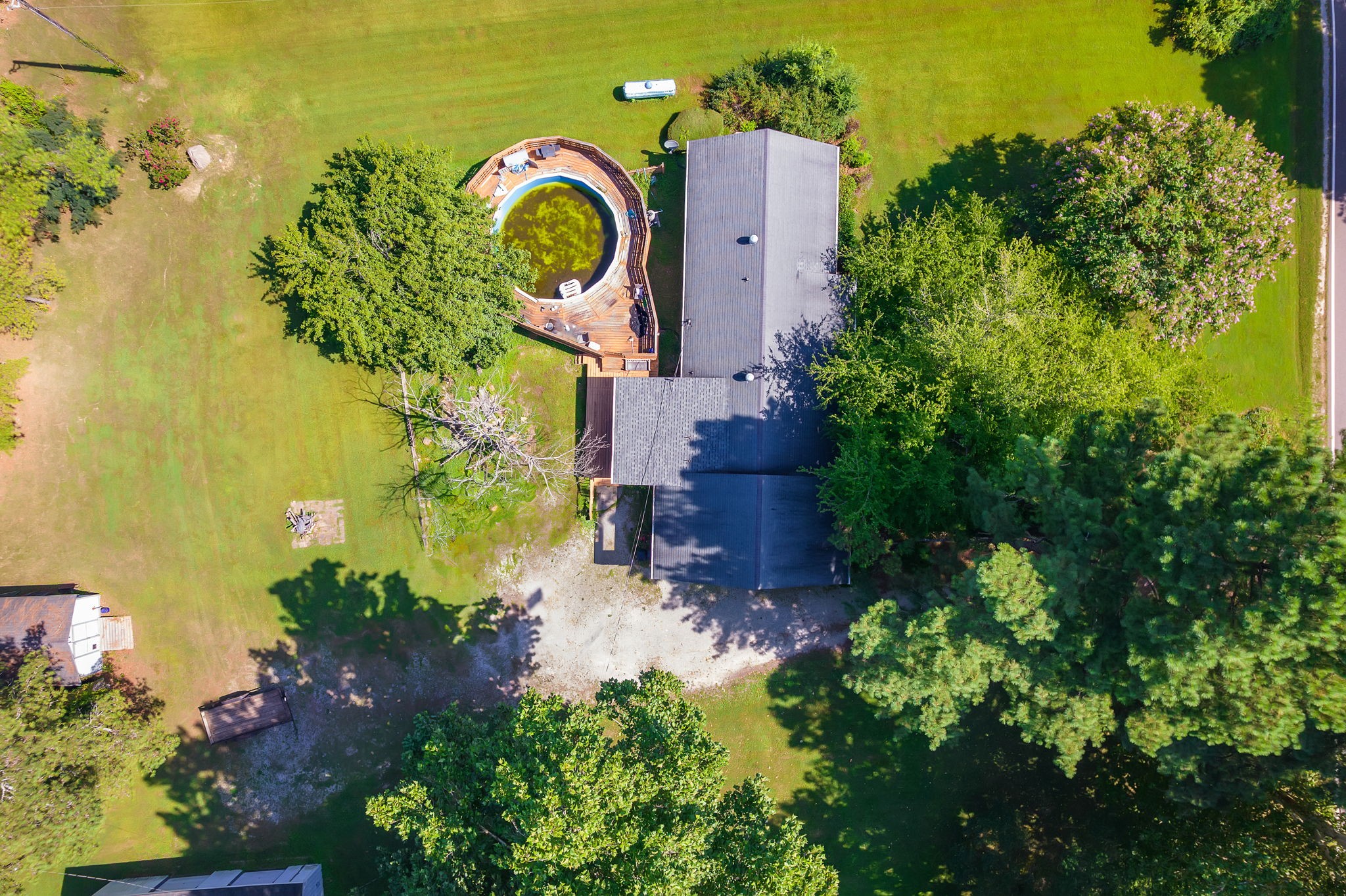 688 Spring Creek Law Rd