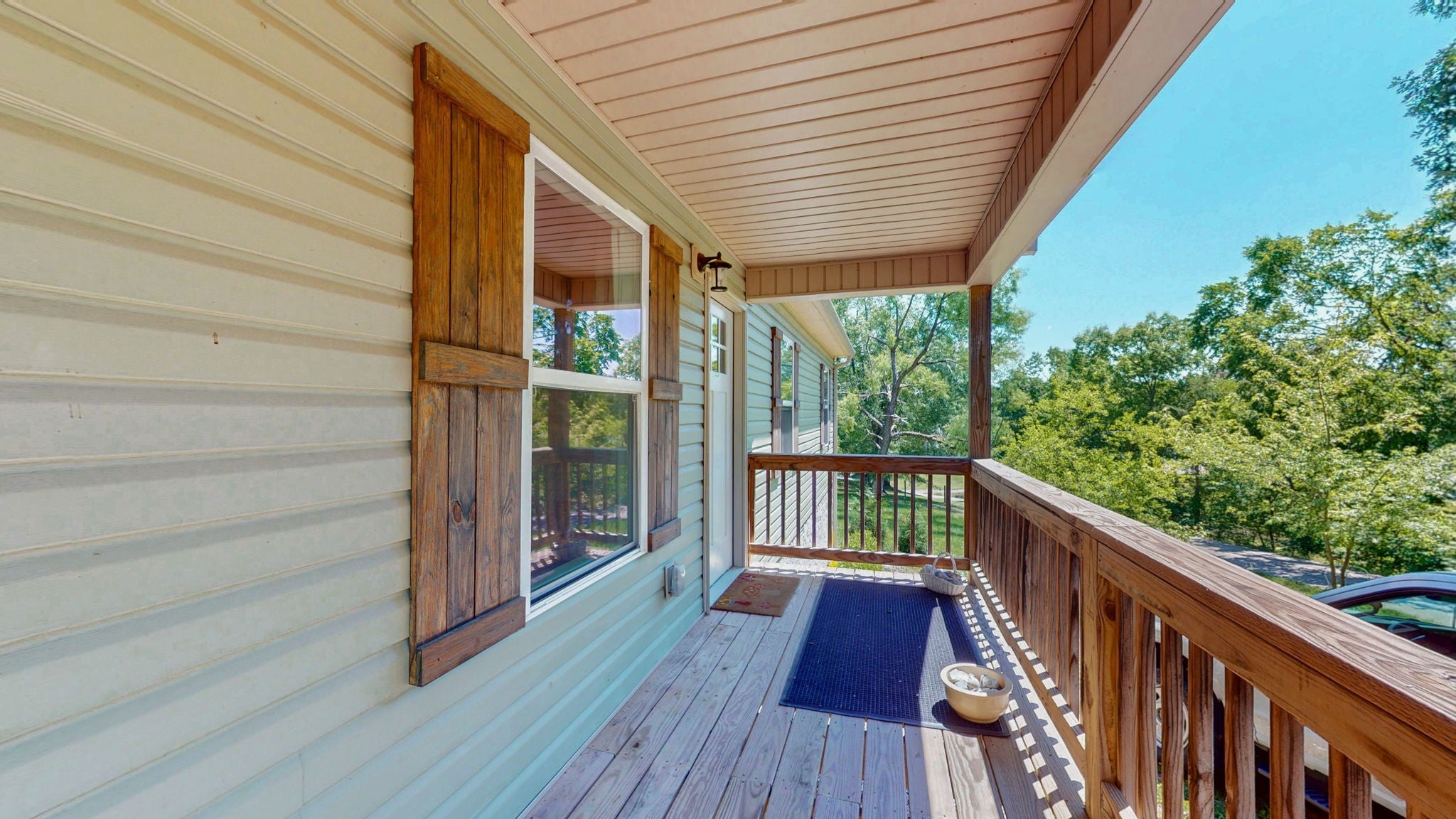 695 Hog Back Ridge Rd