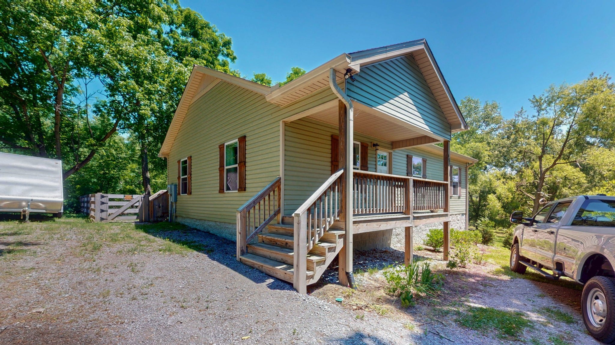 695 Hog Back Ridge Rd