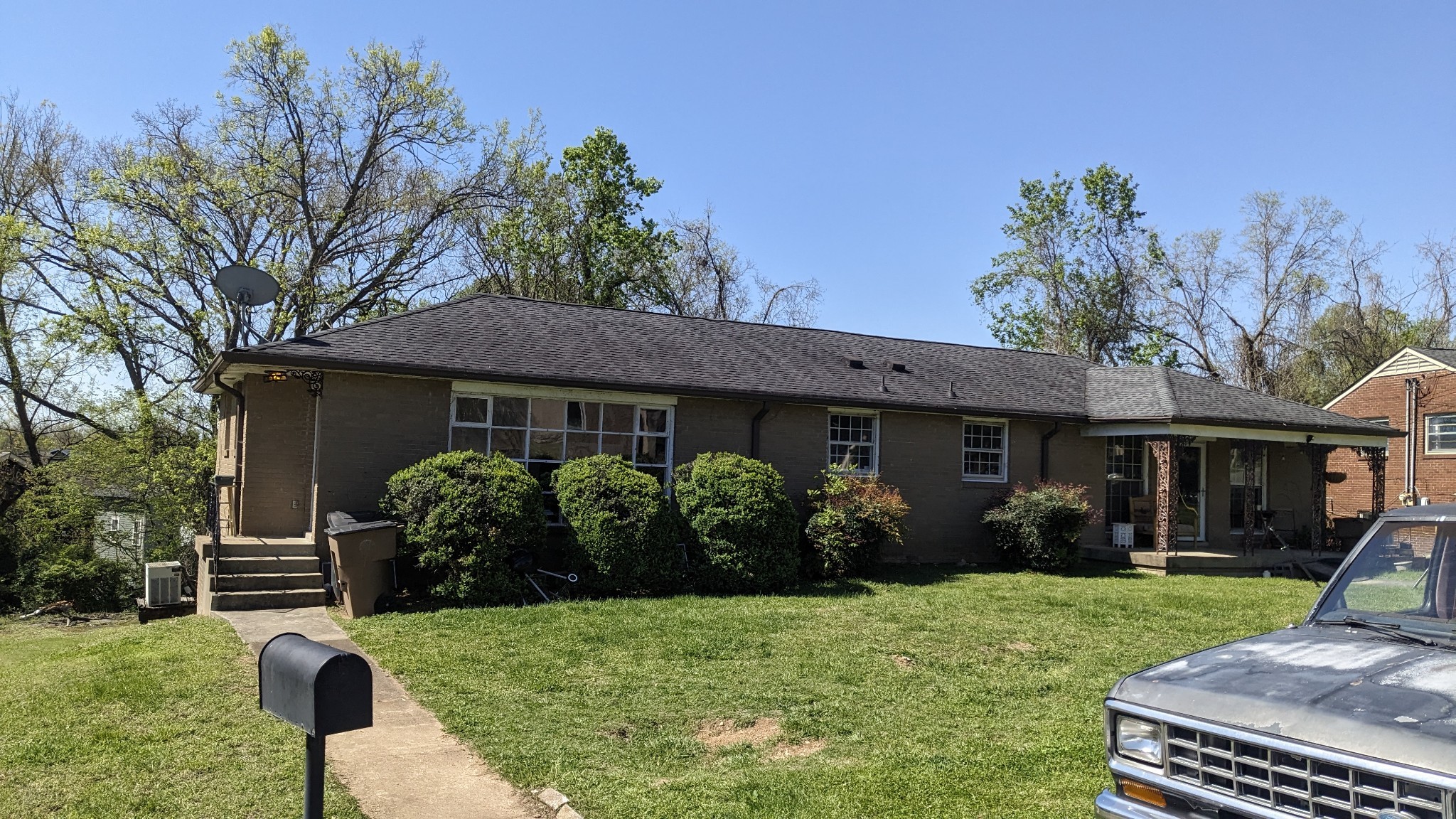 811 Rose Park Dr