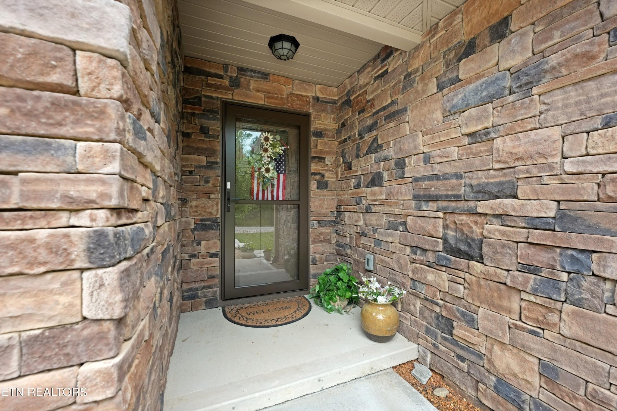 140 Laswell Lane