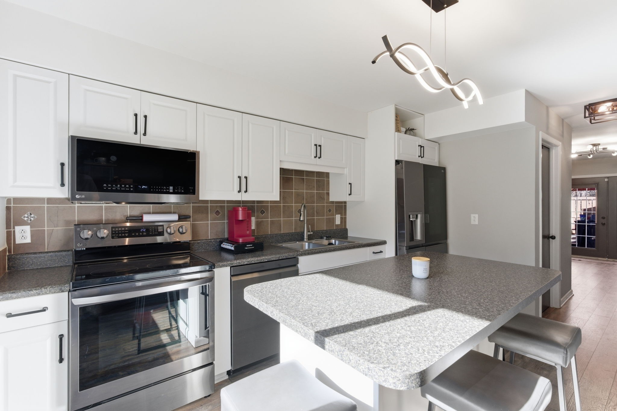 4826 Quail Hollow Dr