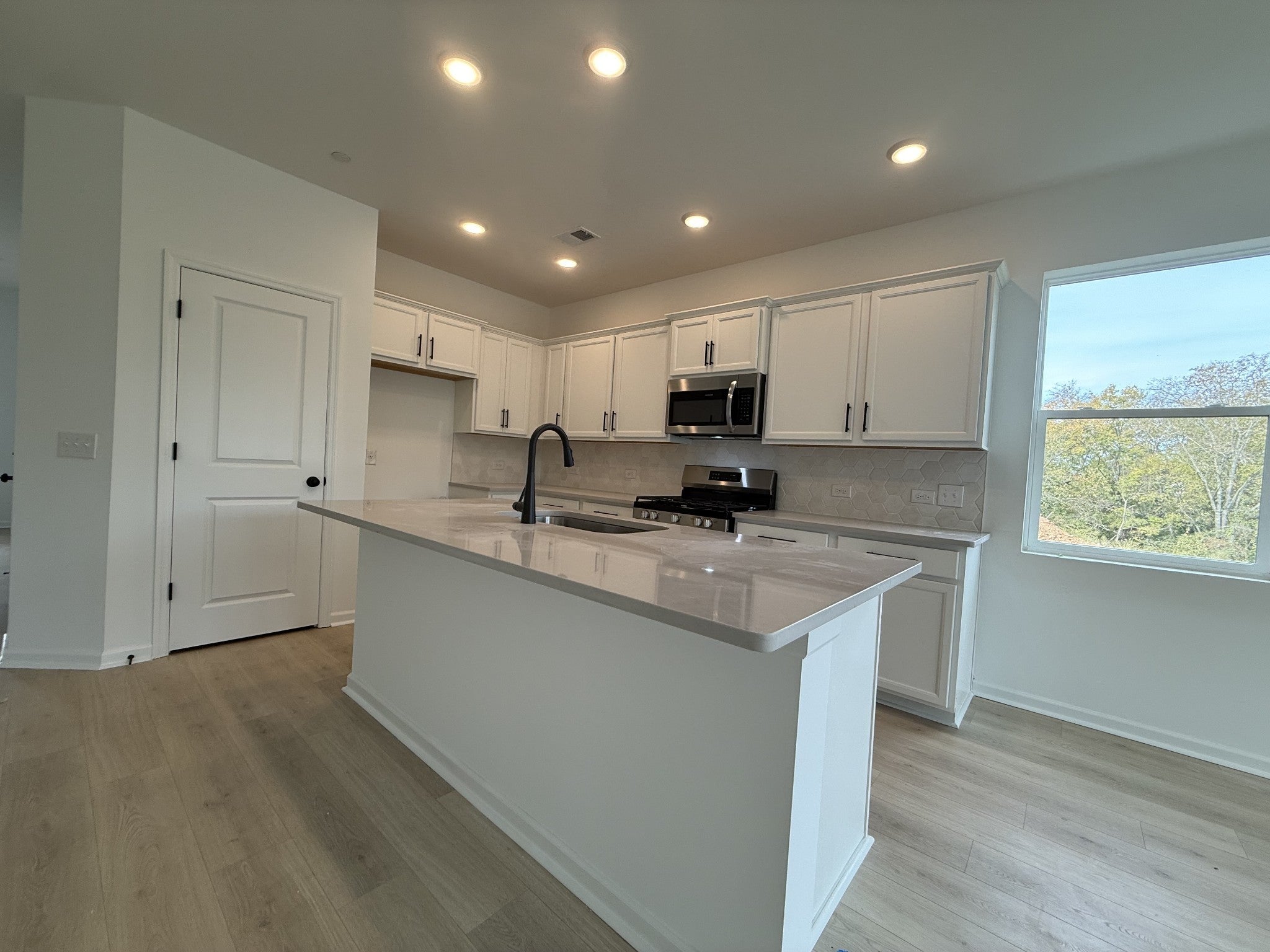 1172 Old Creek Bend