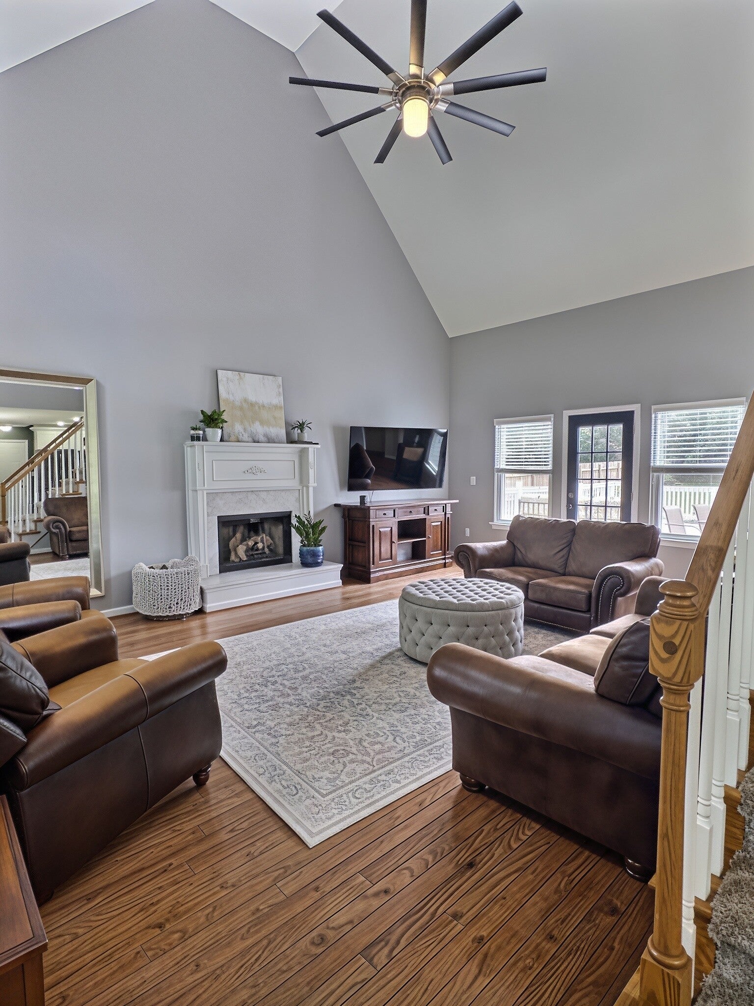 115 Spicer Ct