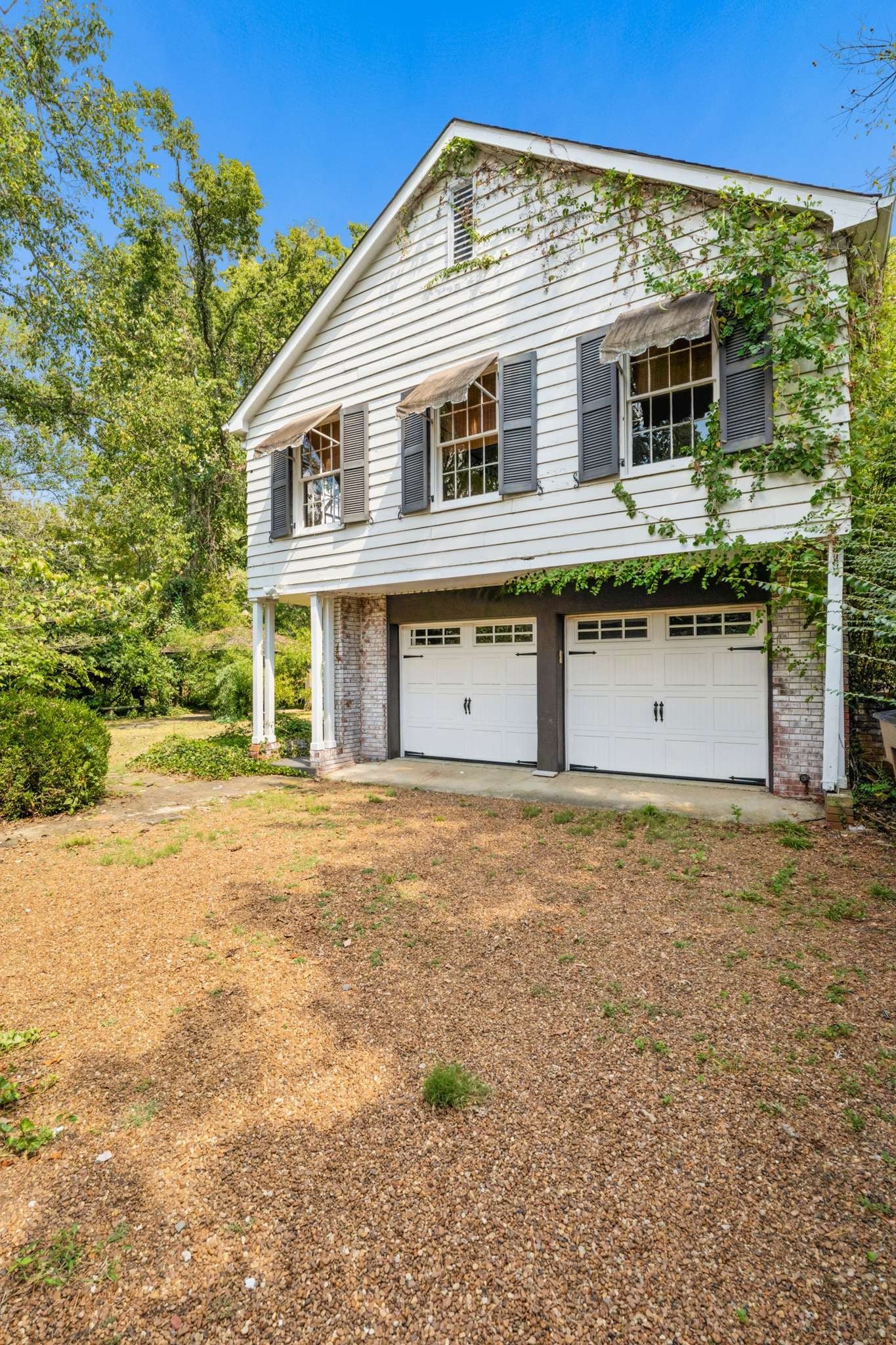 1006 Estes Rd