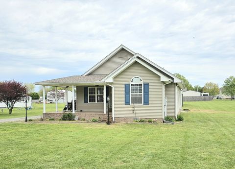 285 Browns Rd Lafayette TN 37083