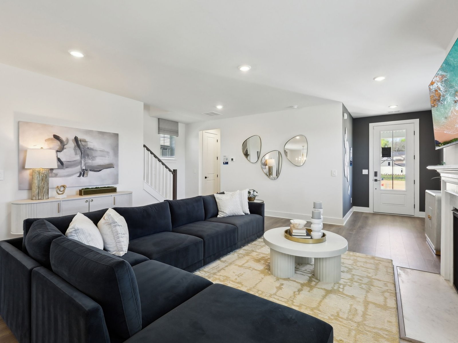 2012 Poplar Farms Dr