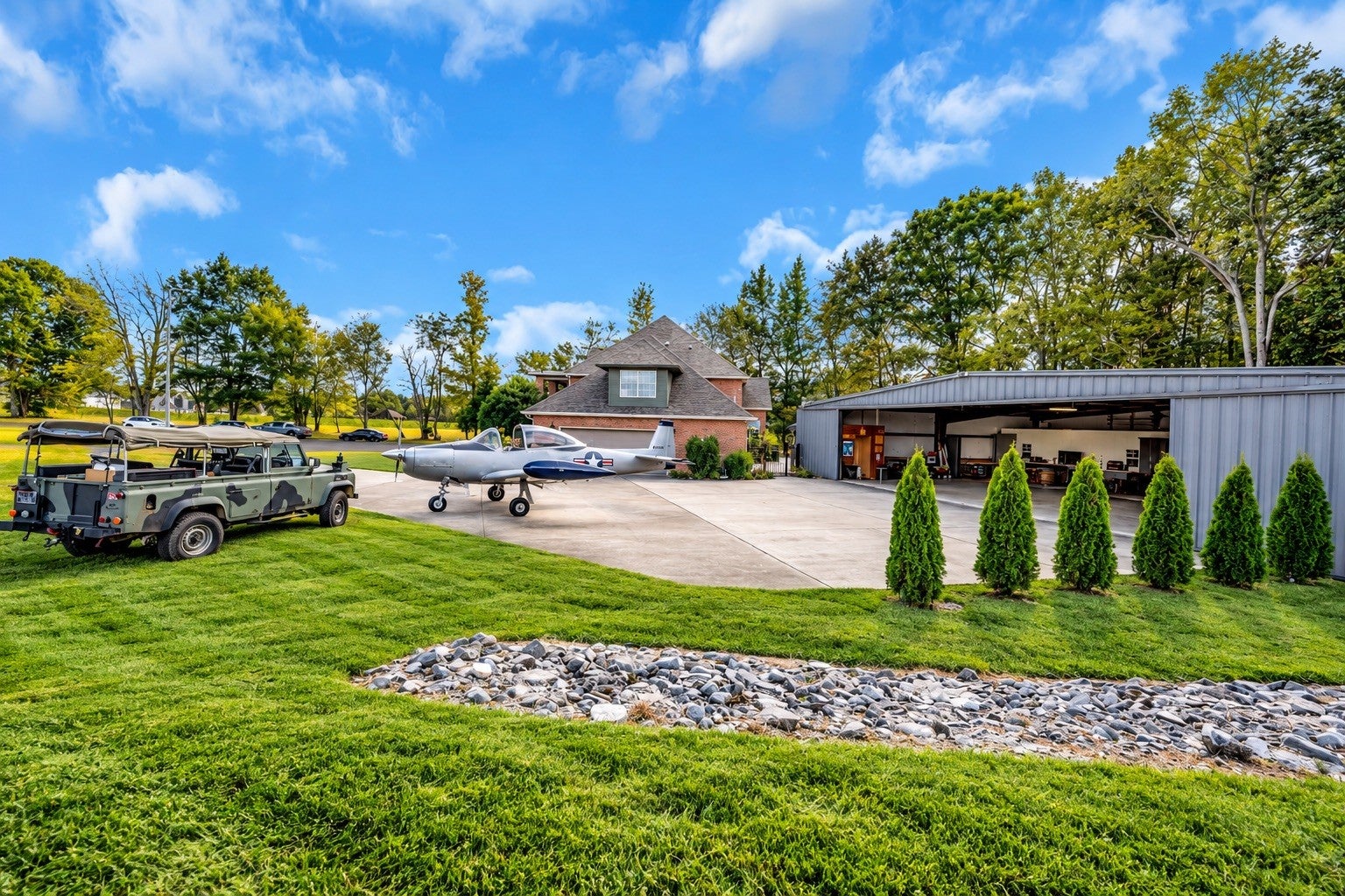 106 W Crosswinds Ct