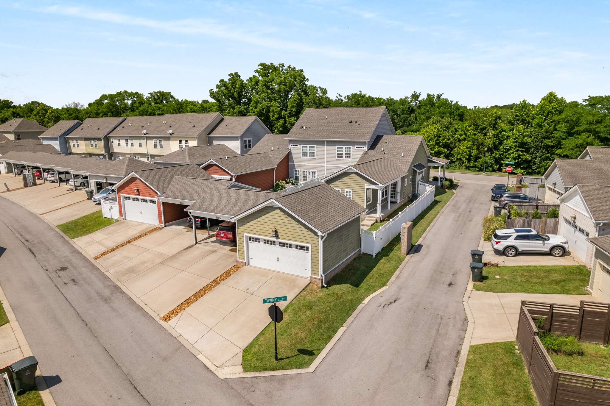 1505 Winding Creek Dr