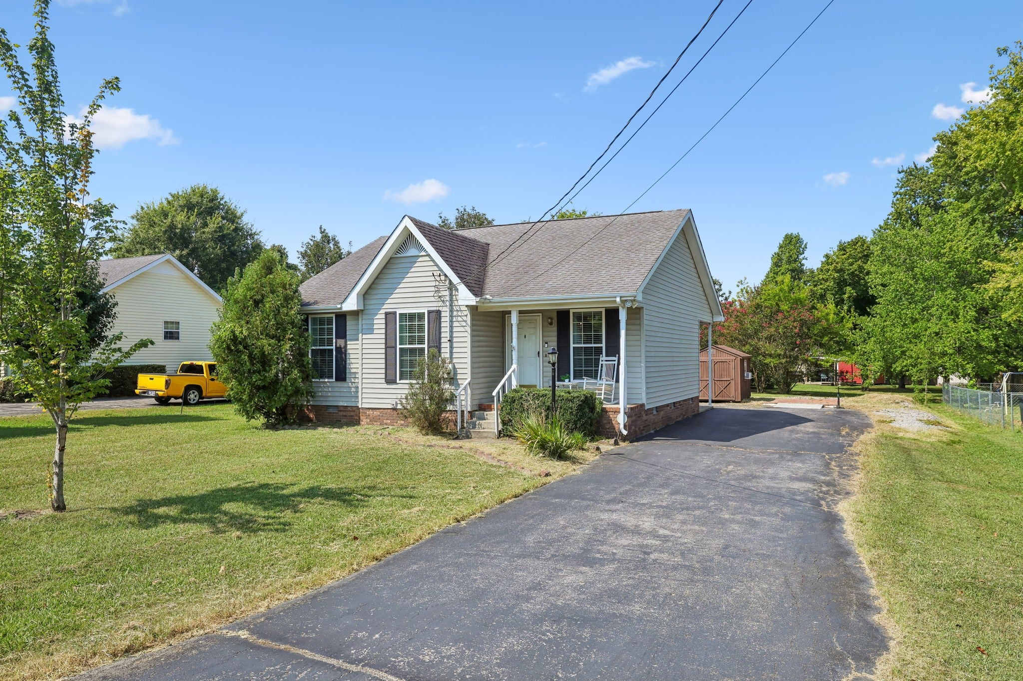 1316 Raden Dr