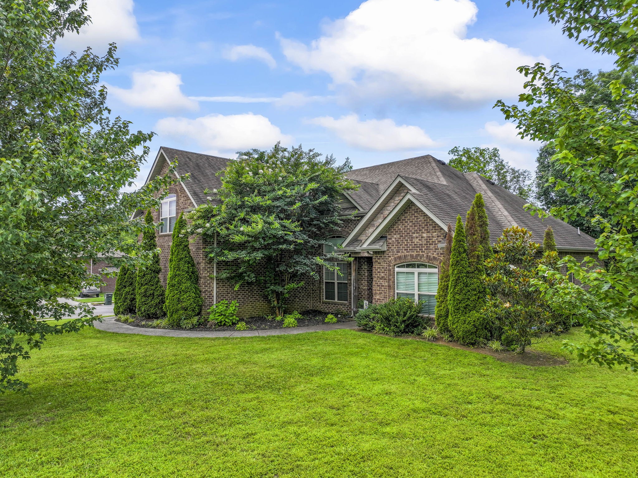 176 Sparrow Gap Dr