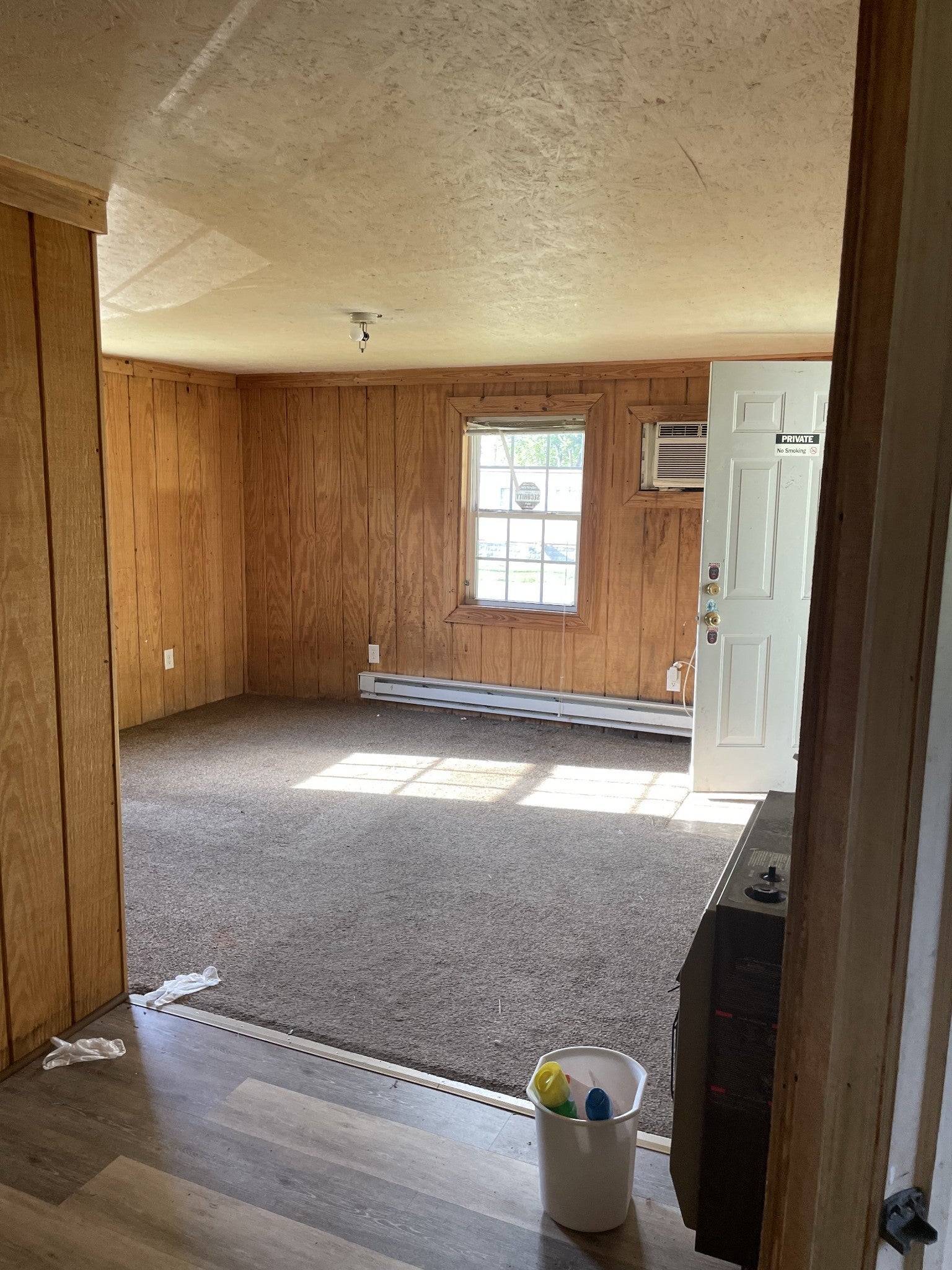 216 Strawberry St - Photo 2