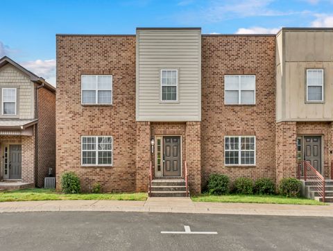 Photo of 94 Promontory Ln, Clarksville, TN 37040 (MLS # 3169136)