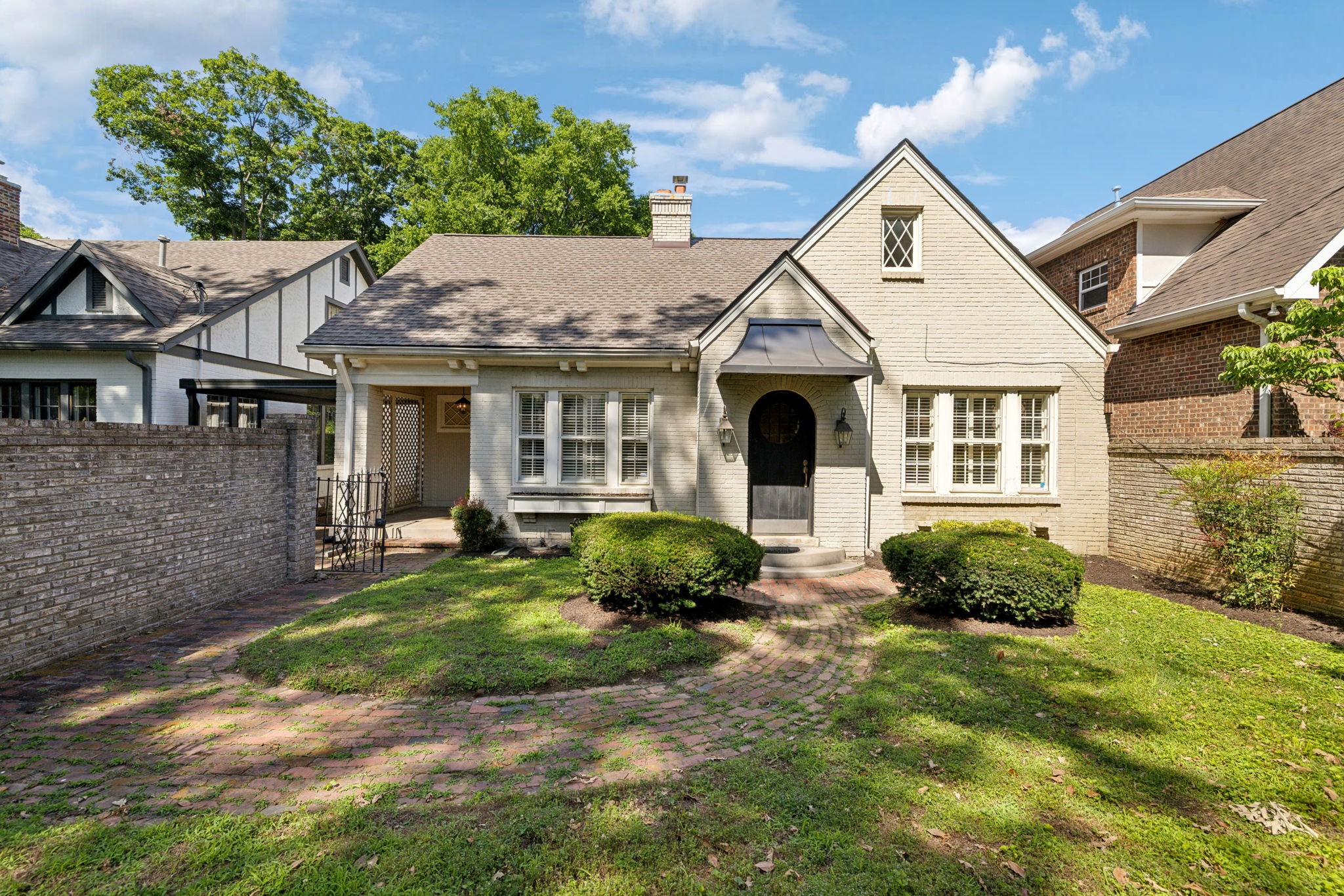 170 Woodmont Blvd