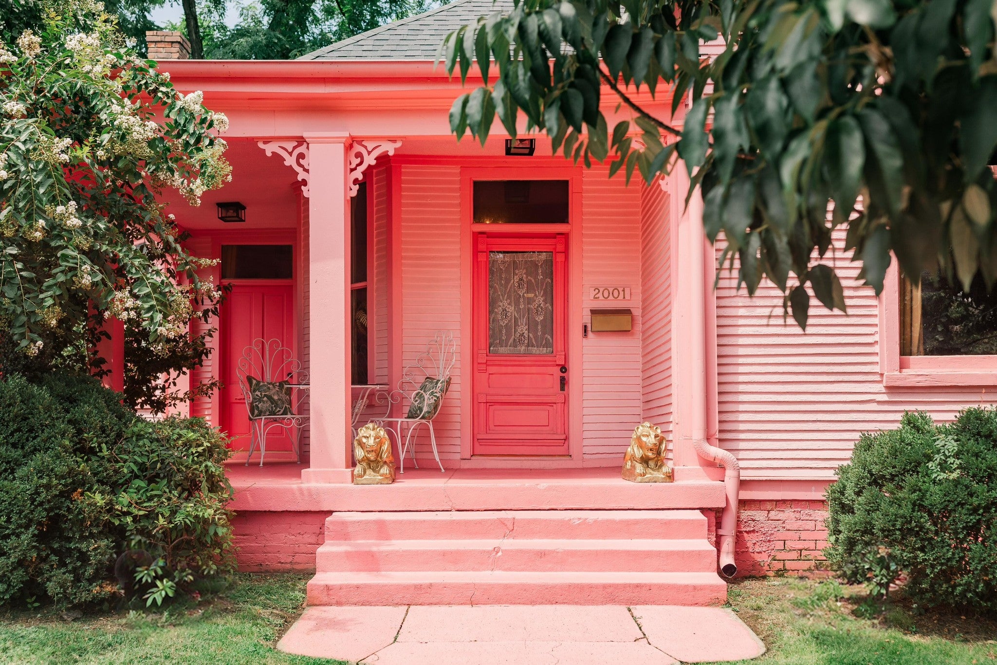 2-bed home at 2001 Eastland Ave, Nashville, sold October 9, 2026