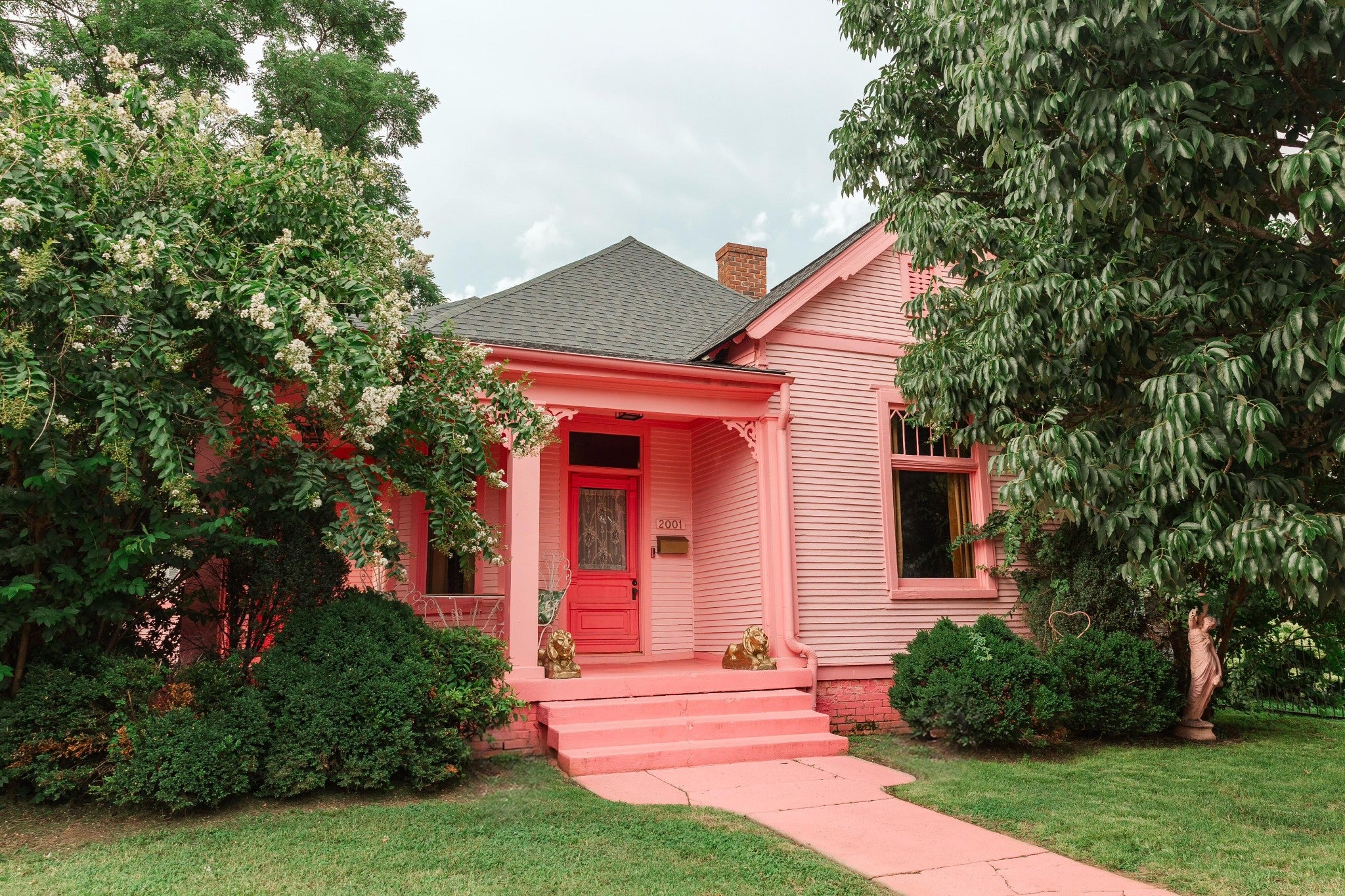 2001 Eastland AVE