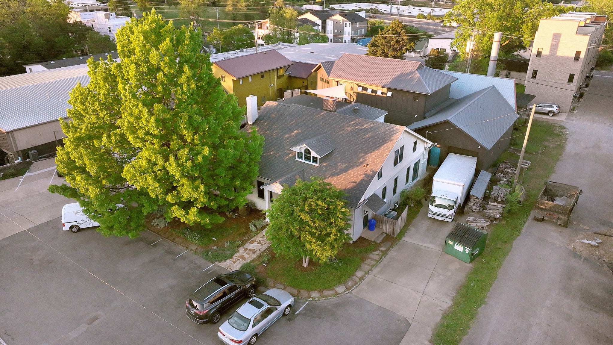 5-bed listing at 2606 Westwood Dr, Nashville