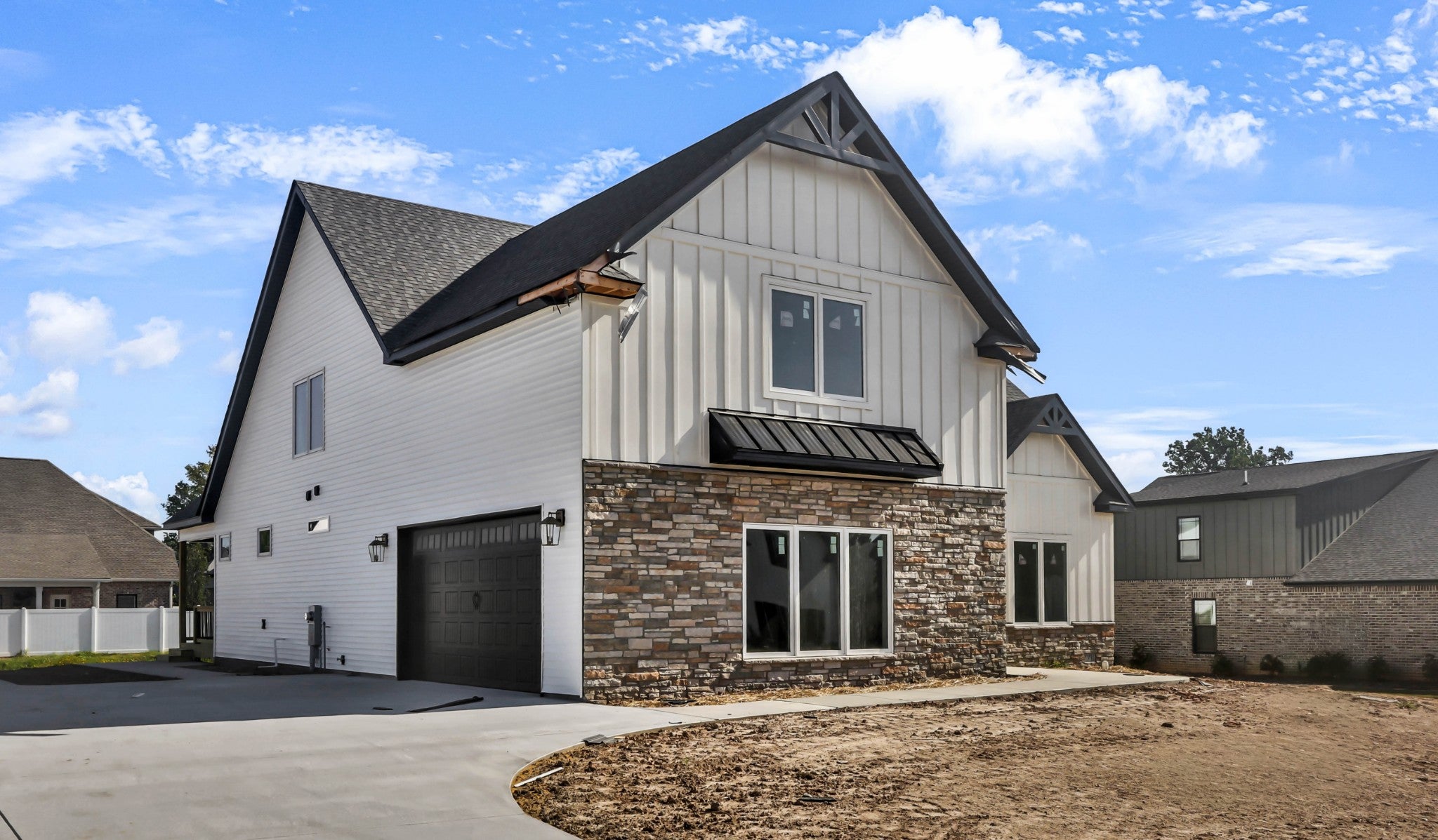 2473 Ellsworth Dr