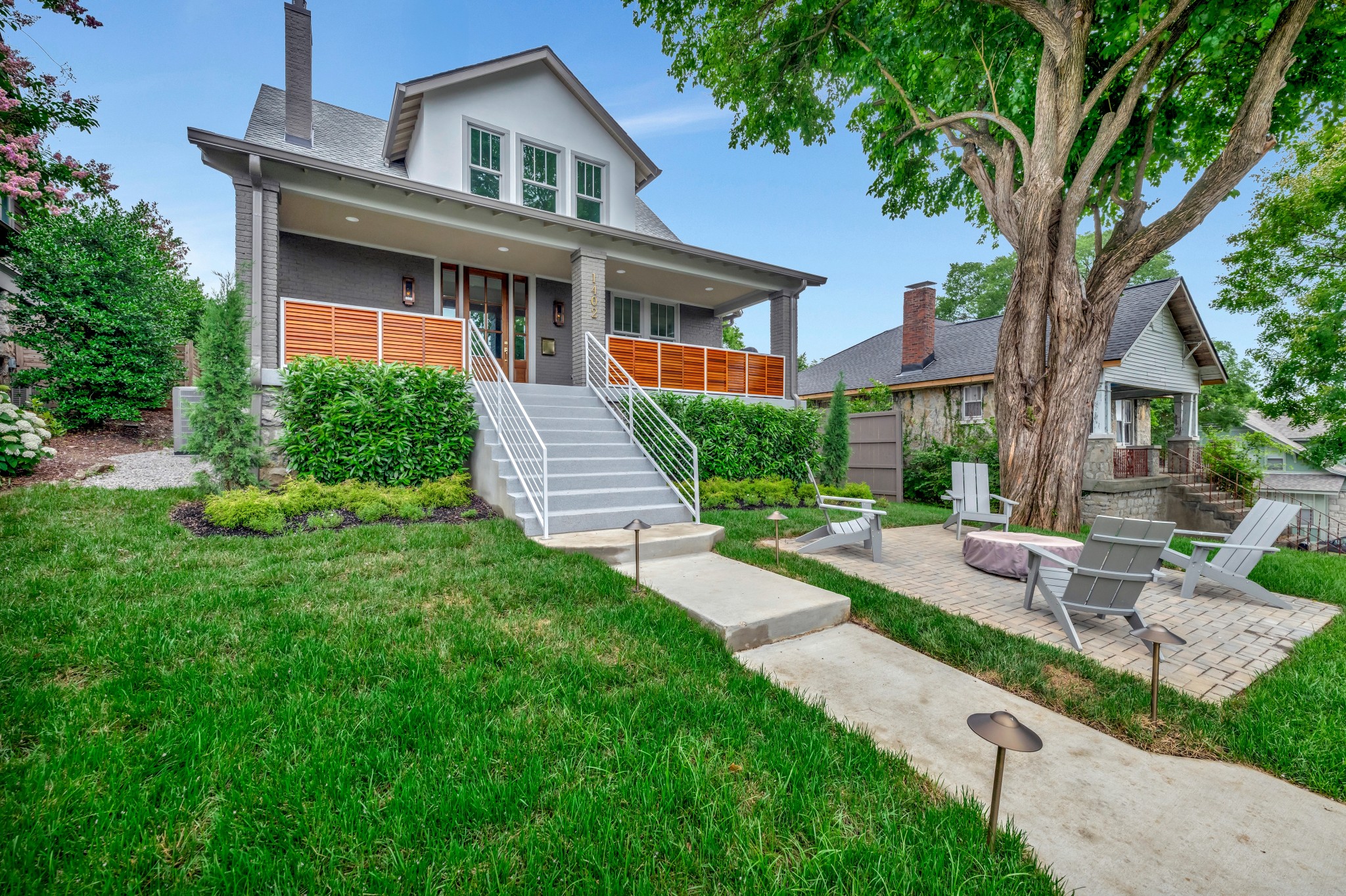 1402 Ashwood Ave