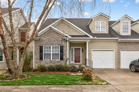 257 Harbor Village Dr Madison TN 37115