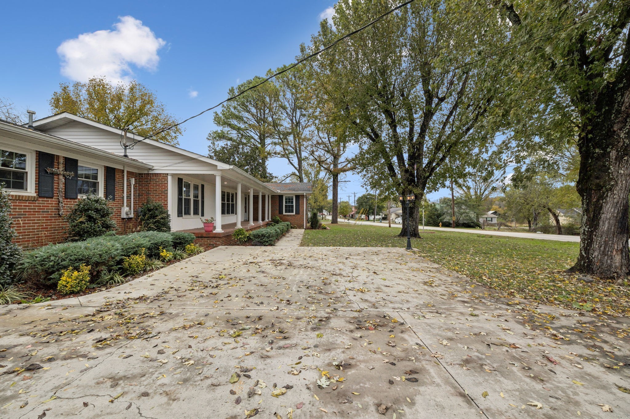 202 High St
