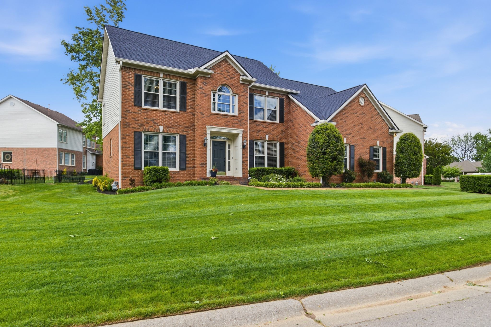 5249 Fredericksburg Way E