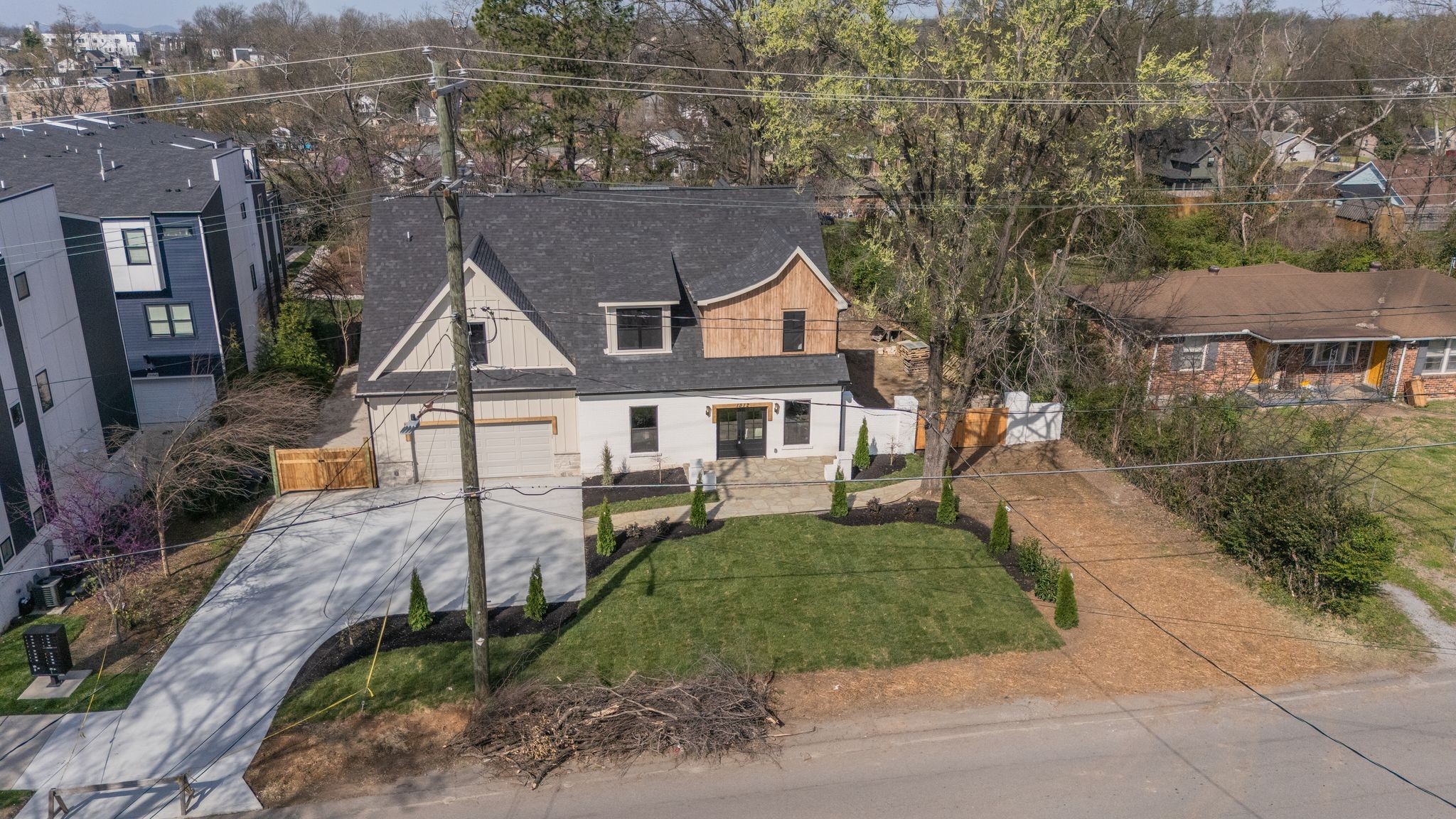 1312 Montgomery Avenue