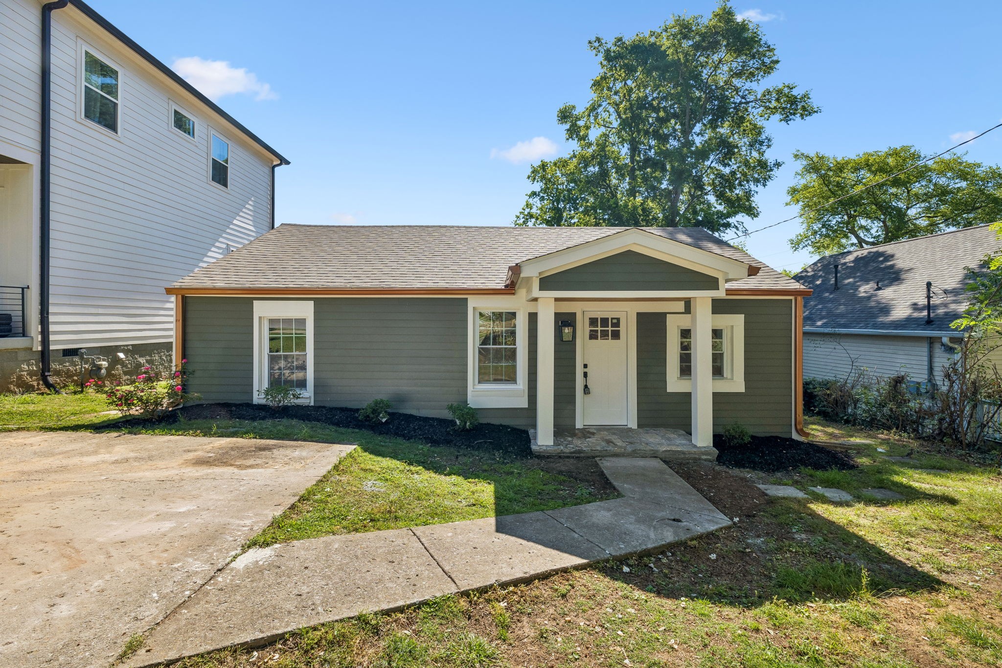1010 43rd Ave N