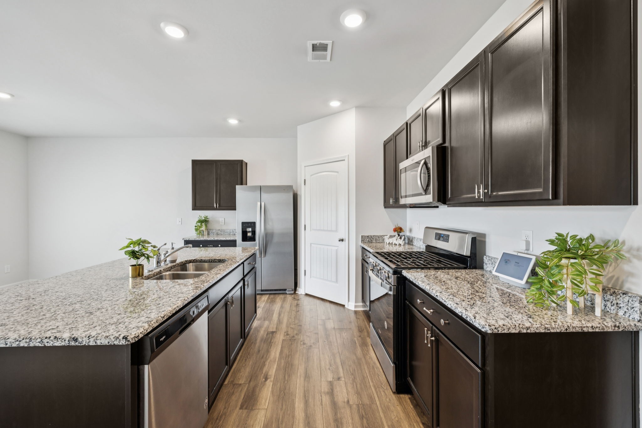 5042 Hunters Village Dr