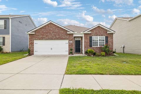 5042 Hunters Village Dr Lebanon TN 37087