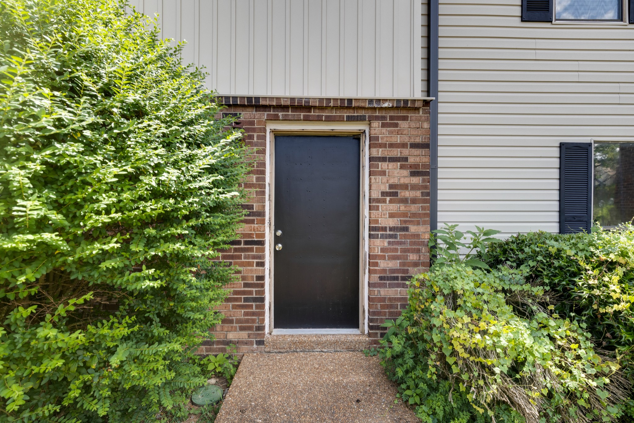 4001 Anderson Rd C116