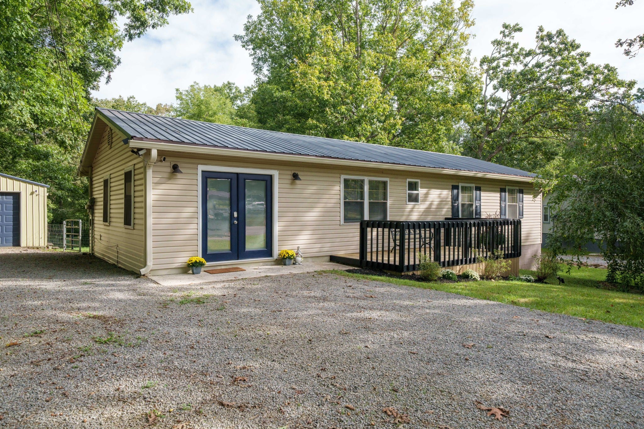240 Birchwood Dr
