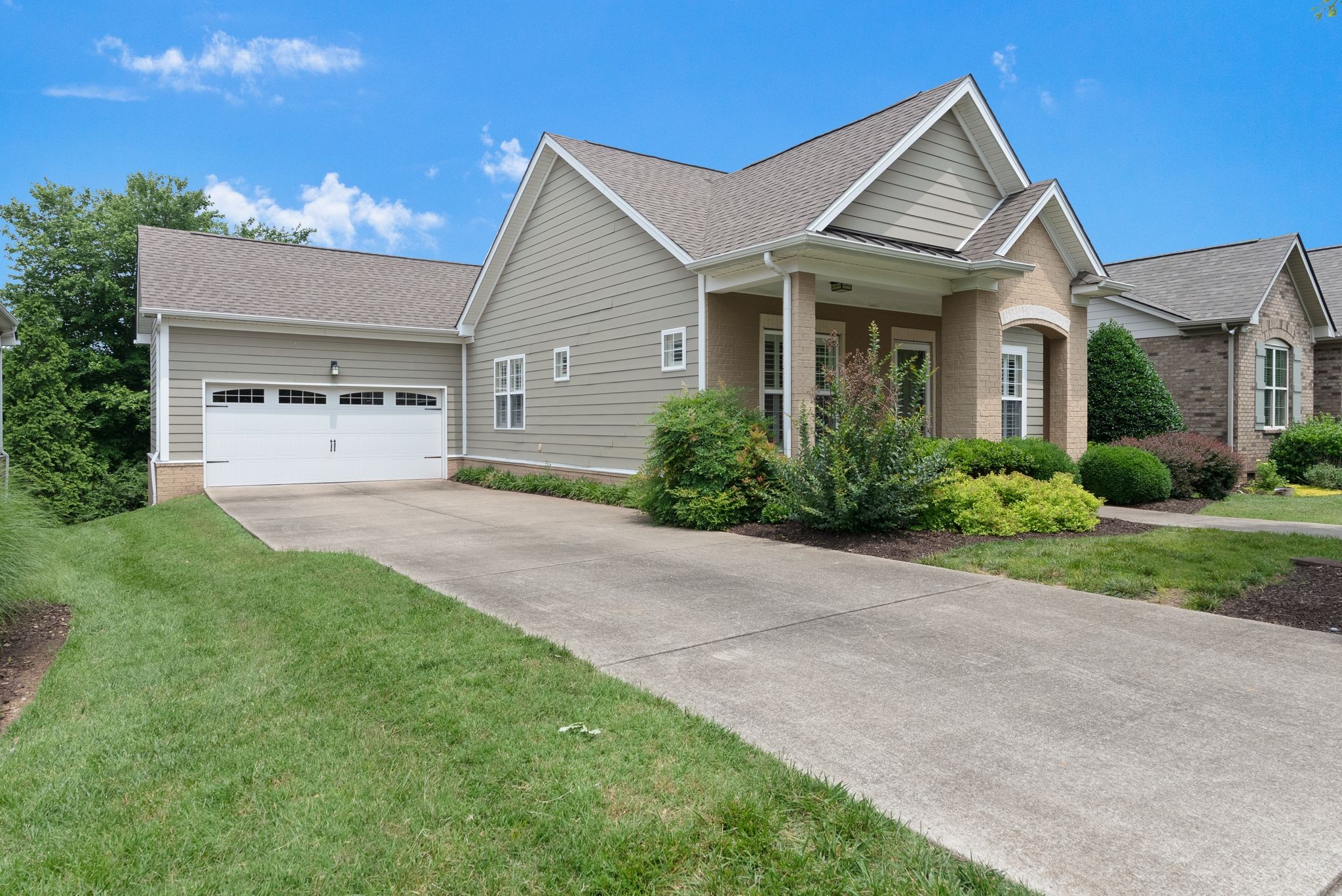 8433 Danbrook Dr