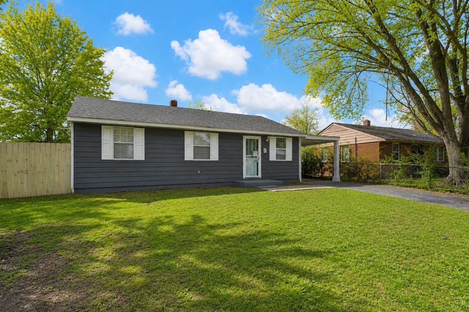 2877 BREWER AVE