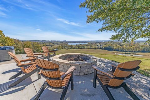 2202 Darks Mill Rd Columbia TN 38401