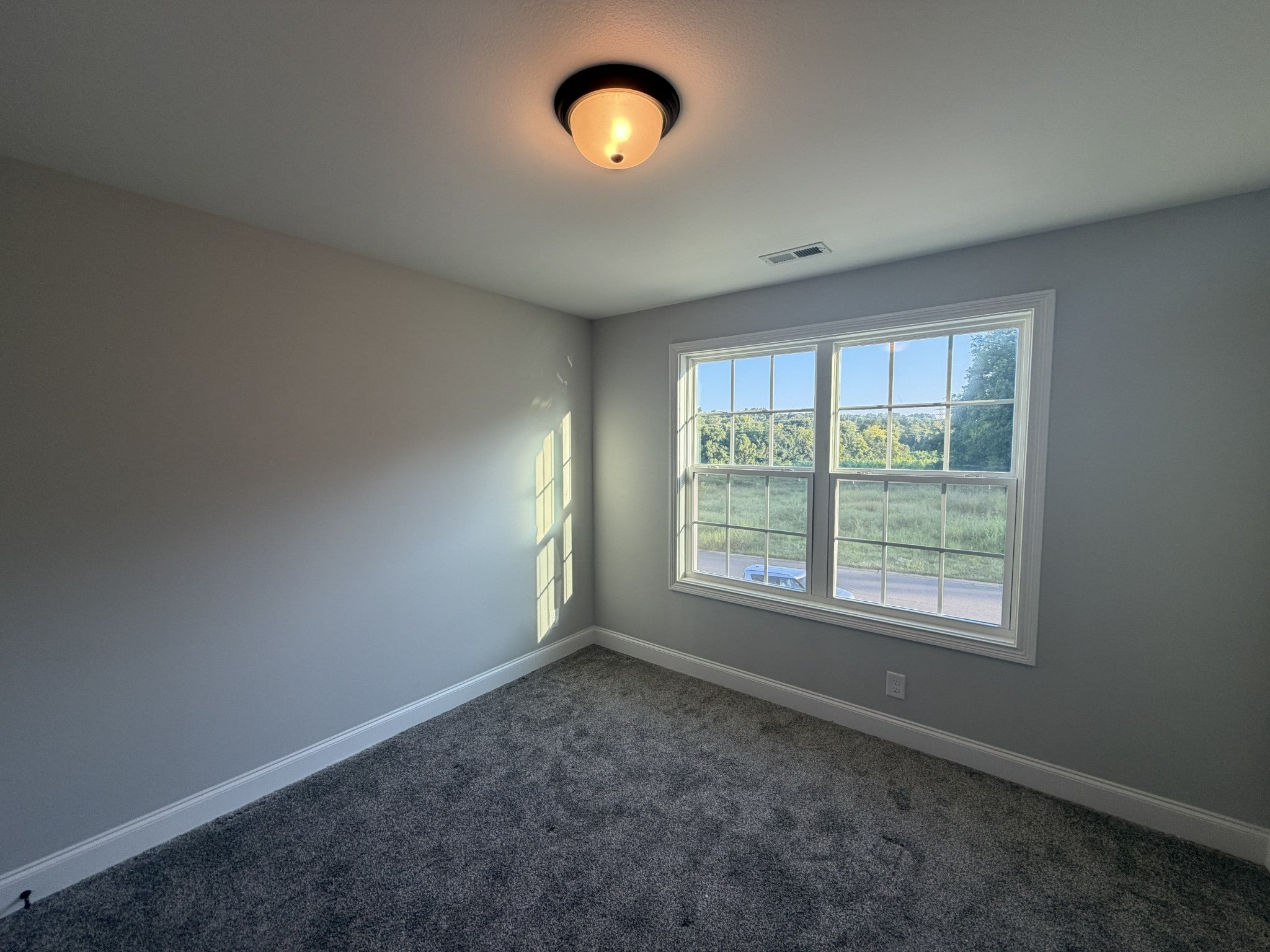 3084 Timberdale Dr