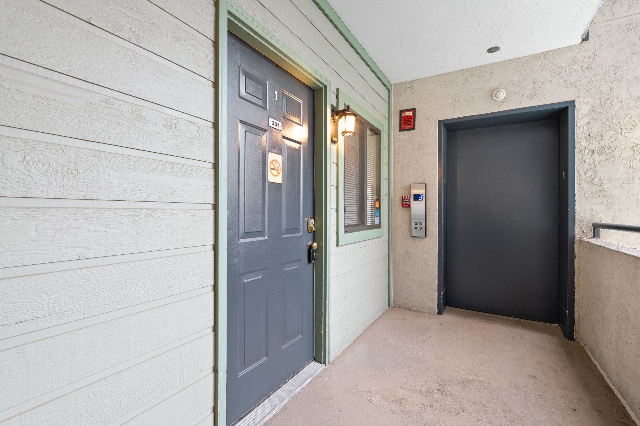 354 E Holly Ridge 301