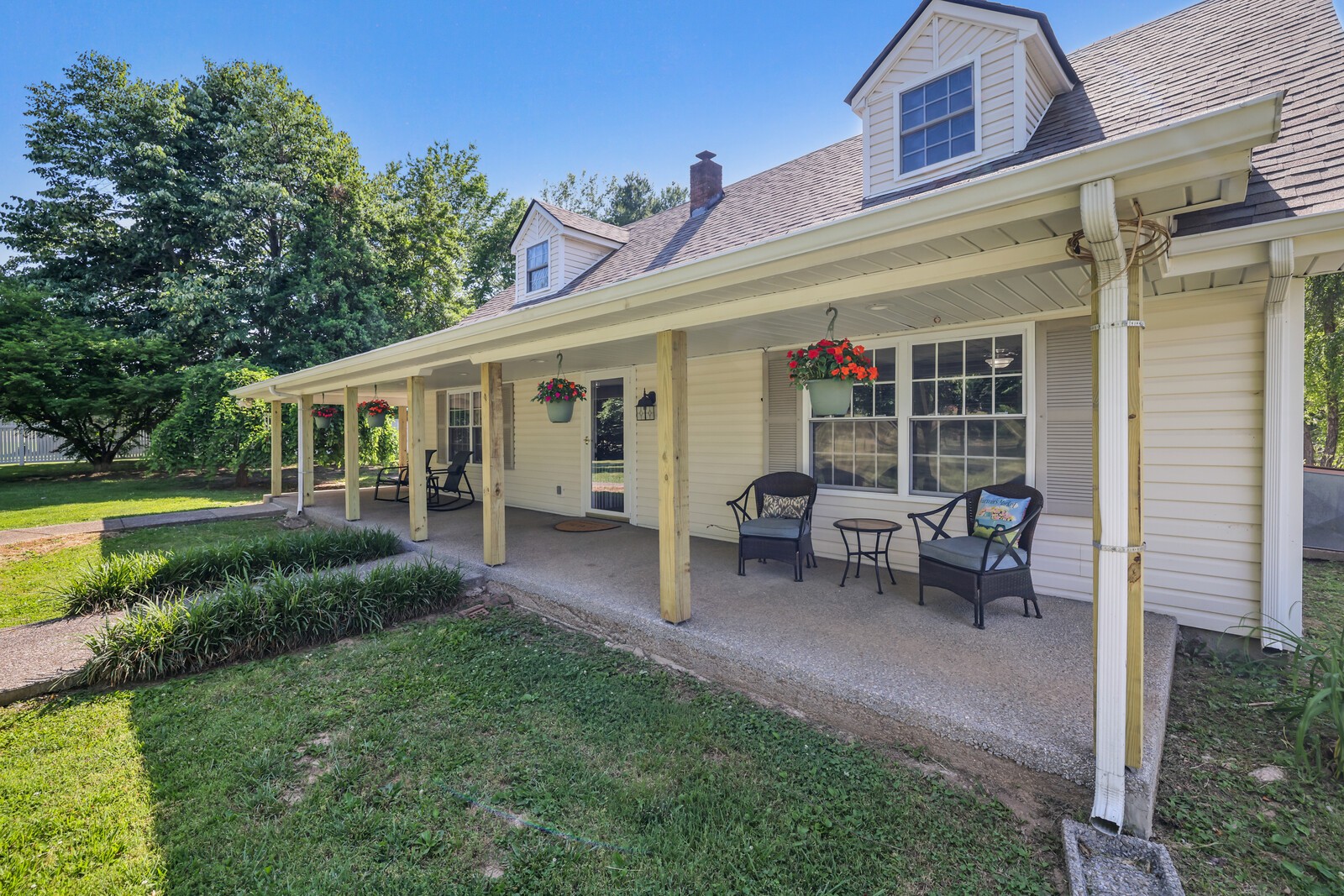 1138 Shahan Rd