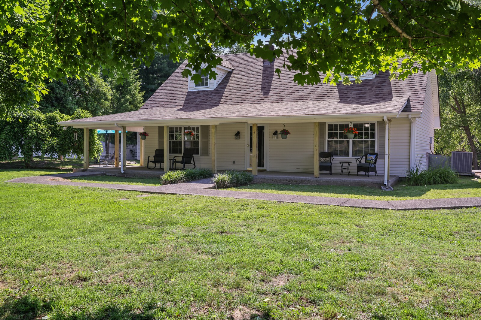 1138 Shahan Rd