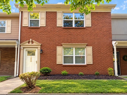 430 WALTON FERRY RD APT 1605, HENDERSONVILLE, TN 37075 - Image f46bb33faef38d23b5b3dd209bdc3d4a/1570381252