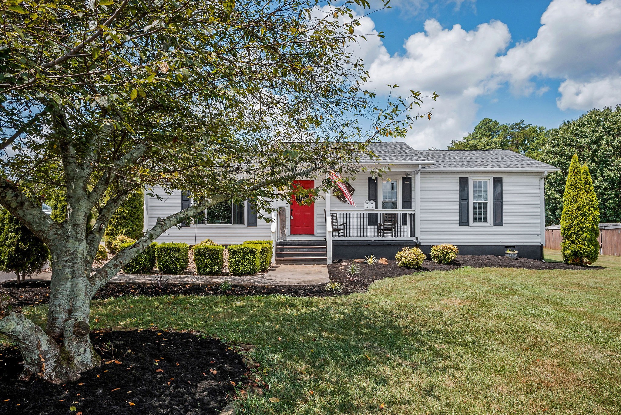 6624 Fairview Rd
