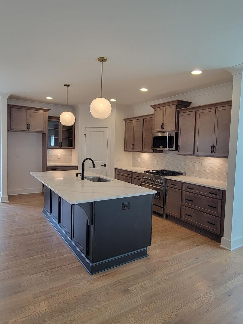 4811 Kintore